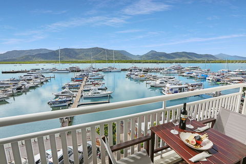 Shangri-La Hotel, The Marina, Cairns - Darwin Tourism 2