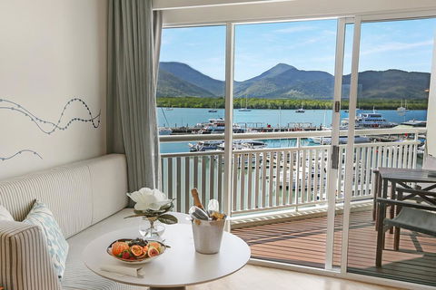 Shangri-La Hotel, The Marina, Cairns - Darwin Tourism 3