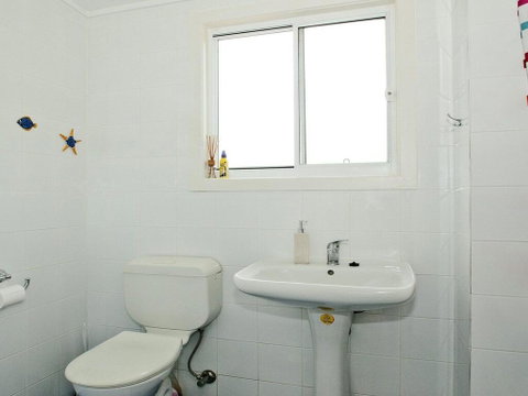 Silvermere Cottage - A Cosy Family Getaway - Darwin Tourism 2