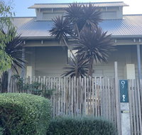 Sorrento Back Beach Apartment - Darwin Tourism
