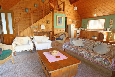 South Sussex's Blue Cottage - Darwin Tourism 2