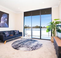 SP246-Brandnew modern Apt in Penrith with parking - Darwin Tourism