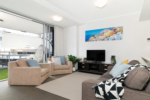 Spacious Executive 3 Bedroom - Brisbane CBD - Views - Pool - WIFI - Free Parking - Darwin Tourism 3