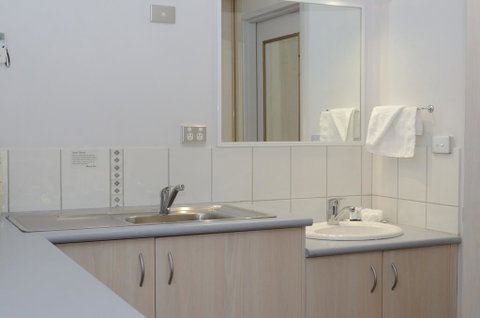 Sportsmans Motor Inn - Darwin Tourism 1