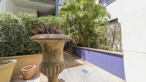 Spring Hill With Pool - Darwin Tourism 1