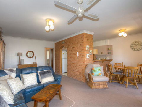 St James 6, Stylish Airconditioned Retreat - Darwin Tourism 0