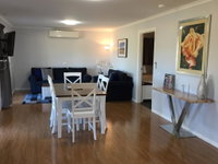Starline Alpacas Farmstay Resort