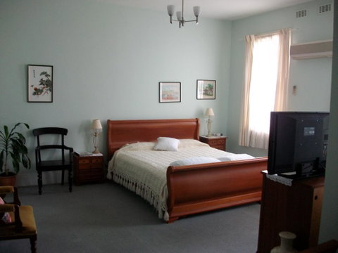 Stella's Dromana Hotel - Darwin Tourism 3