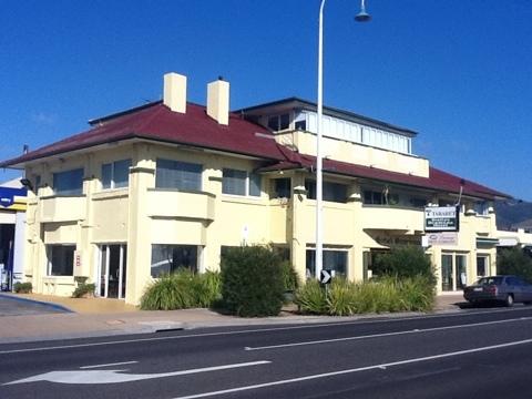 Stella's Dromana Hotel - Darwin Tourism 0