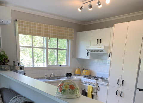 Stephanies Country Cottages - Darwin Tourism 1