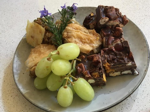 Stephanies Country Cottages - Darwin Tourism 0