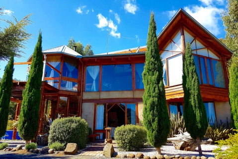 STUNNING HOME WITH AMAZING VIEWS - Just 20 Mins To The City And Only 10 To MONA! - Darwin Tourism 3
