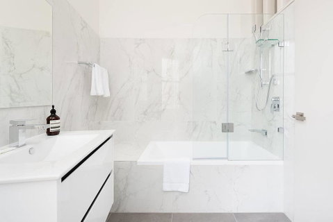STUNNING SYDNEY HOME 1 - Darwin Tourism 2