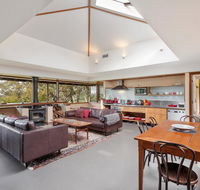 Summer House - Darwin Tourism