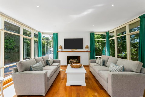 Sun Valley - Boutique Portsea Accommodation - Darwin Tourism 2