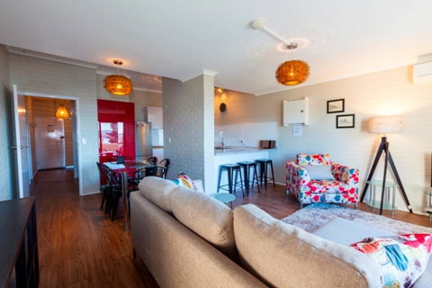 Summit 9 - Modern And Stylish Newly Renovated Apartment - Darwin Tourism 2