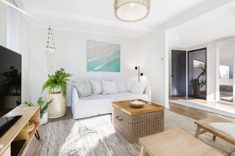 SUNKISSED - MORNINGTON - Darwin Tourism 2