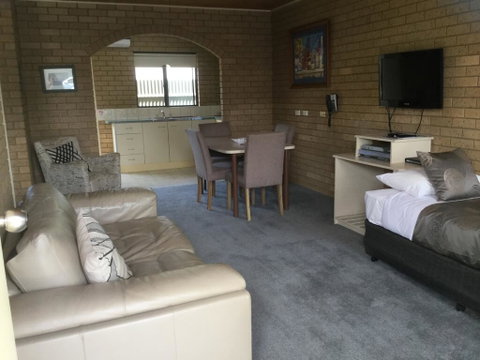 Sunrise Motel - Darwin Tourism 1