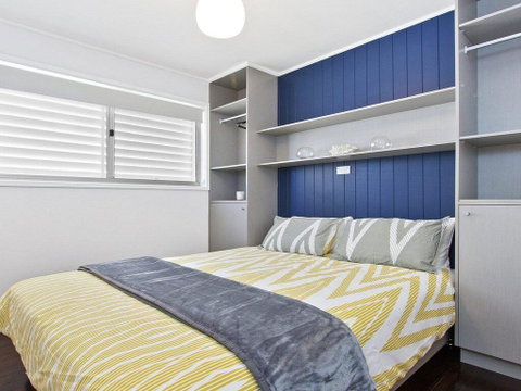 Sunset Beach - Situated Between Two Beaches And A Lake - Darwin Tourism 1