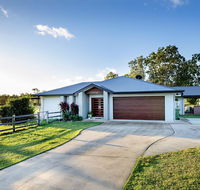 Sunset Retreat Airlie Beach Rural Getaway - Darwin Tourism