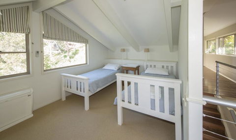Surfers Ave Retreat Narrawallee - Darwin Tourism 2