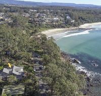 Surfers Ave Retreat Narrawallee - Darwin Tourism