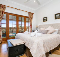 Taradale House Estate - Darwin Tourism