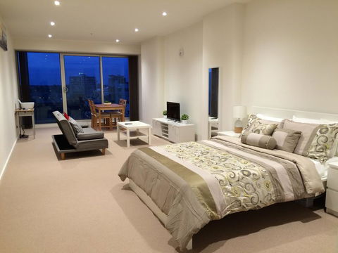 Tasha's Apartments On Morphett - Darwin Tourism 0