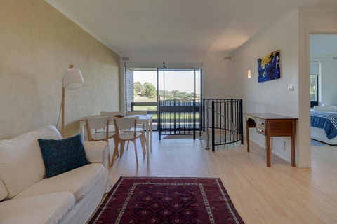 The Beach House - Darwin Tourism 1