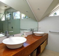 THE BEACH HOUSE - Darwin Tourism