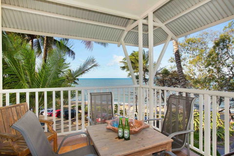 The Beach Shack 3BR Waterfront Resort, Own WIFI - Darwin Tourism 0