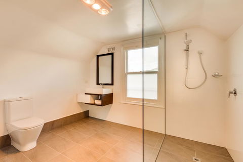 Brampton Cottage - Darwin Tourism 6