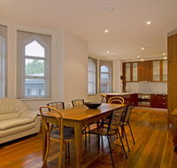 Roxburgh House Apartments - Darwin Tourism