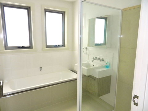 170 Hazards View - Unit 1 - Darwin Tourism 8