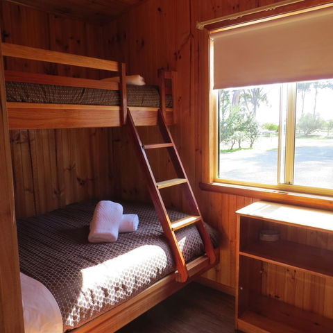 Captain Cook Holiday Park - Darwin Tourism 44