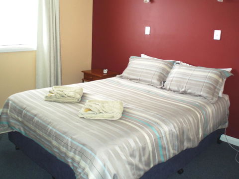 Highland Cabins And Cottages At Bronte Park - Darwin Tourism 4