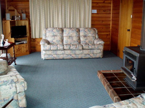 Highland Cabins And Cottages At Bronte Park - Darwin Tourism 22