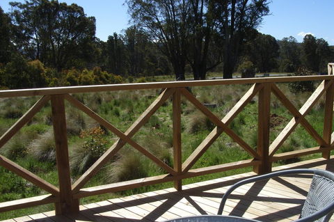 Highland Cabins And Cottages At Bronte Park - Darwin Tourism 24