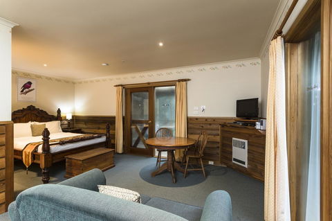 Cradle Forest Inn - Darwin Tourism 16