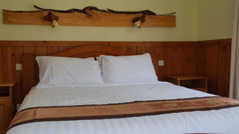 Cradle Forest Inn - Darwin Tourism 5