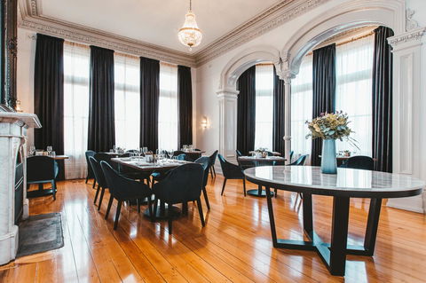 Maylands Lodge - Darwin Tourism 8