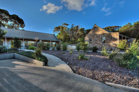 Freycinet Stone Studio 5 - Greystone - Darwin Tourism 11