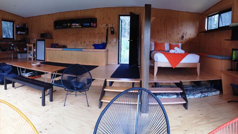 BAY OF FIRES ECO HUT Off Grid Experience At Binalong Bay - Darwin Tourism 8