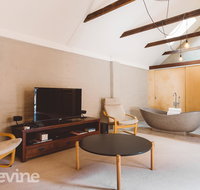 Devine Stays - Hayloft on ELizabeth