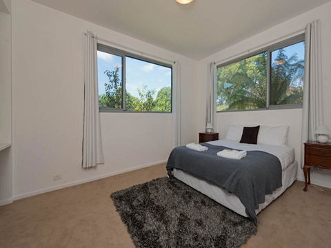 Cloudy Bay Lagoon Estate - Darwin Tourism 13