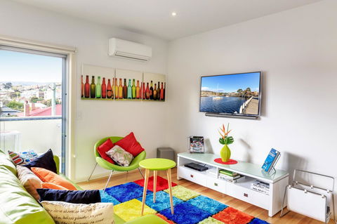 Bellerive Marina View Apartments No 28 - Darwin Tourism 1