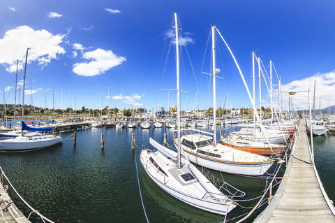 Bellerive Marina View Apartments No 28 - Darwin Tourism 24