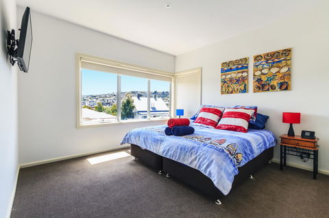 Bellerive Marina View Apartments No 28 - Darwin Tourism 11