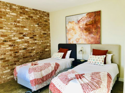 EMBRACING EVANDALE - Hosted By L'Abode Accommodation - Darwin Tourism 15