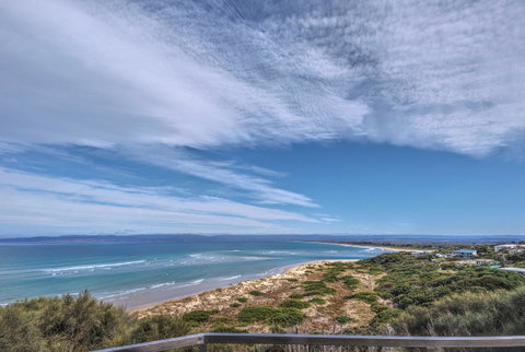 Halcyon ~ Immerse Yourself In The Sky And Sea - Darwin Tourism 7